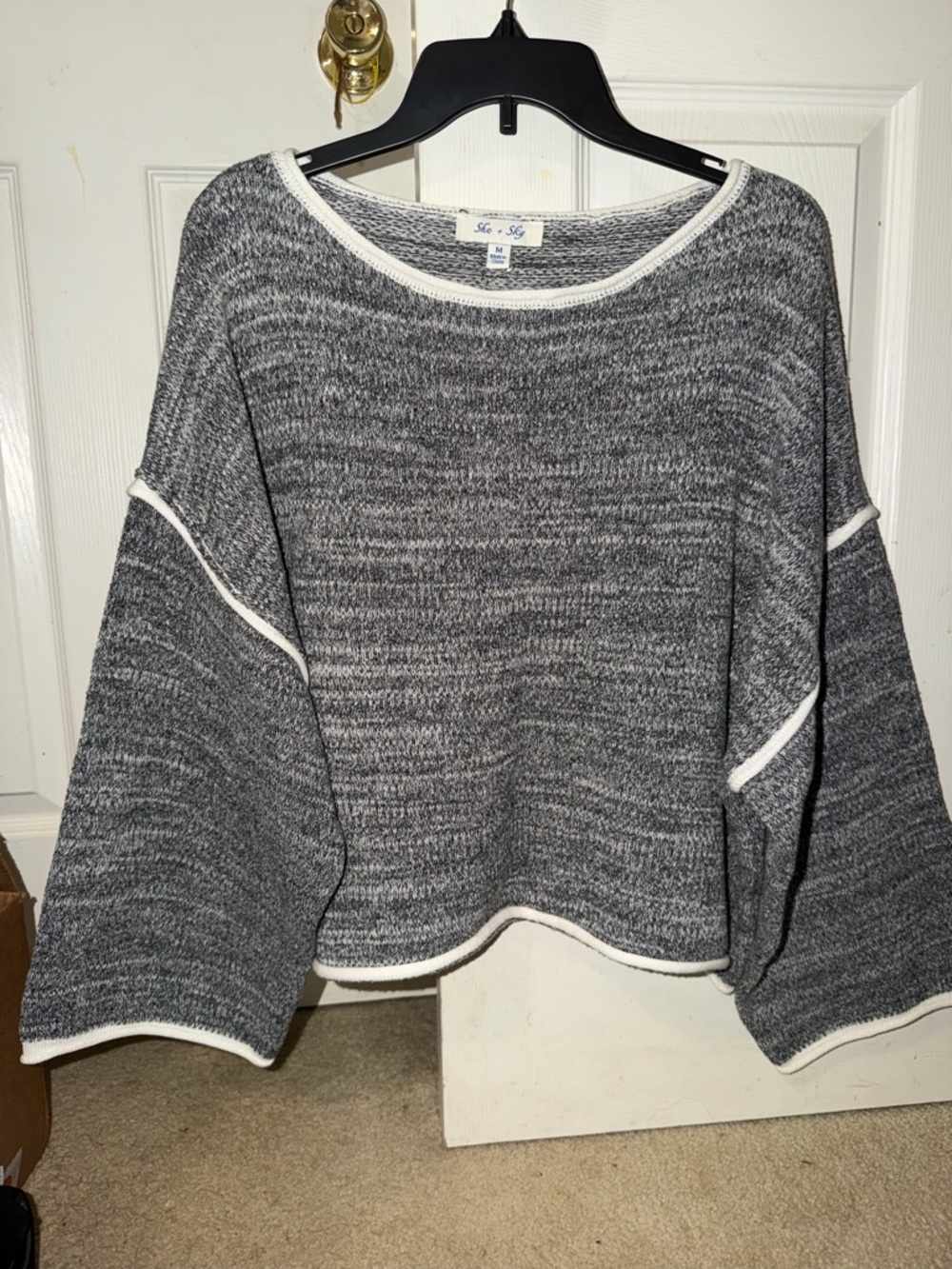 She + Sky Gray Marled Crewneck Sweater with White Trim